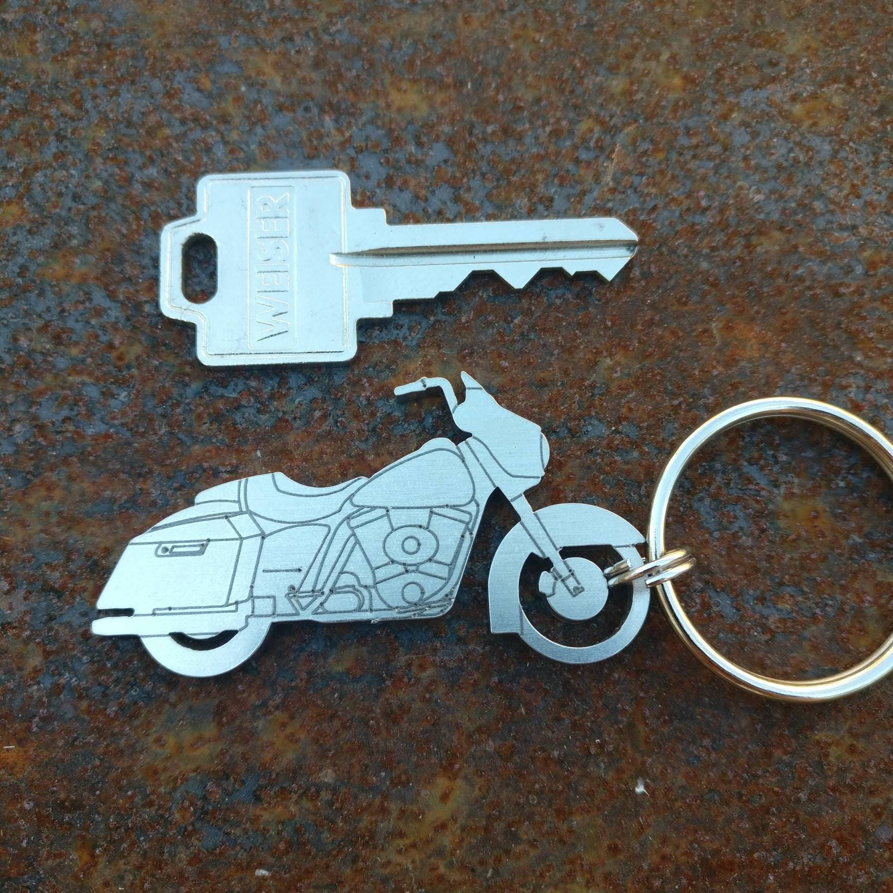 Custom Street Keychains Harley Davidson Street Glide FLHX – Keychainguy
