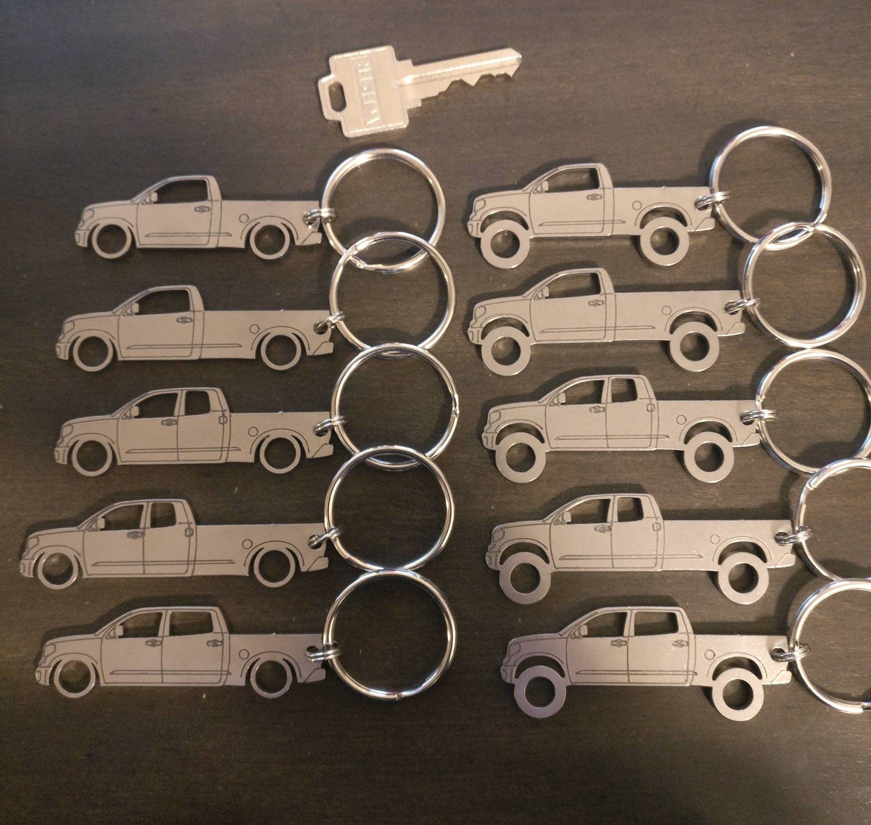 Toyota Tundra Gen 2 Truck – Keychainguy
